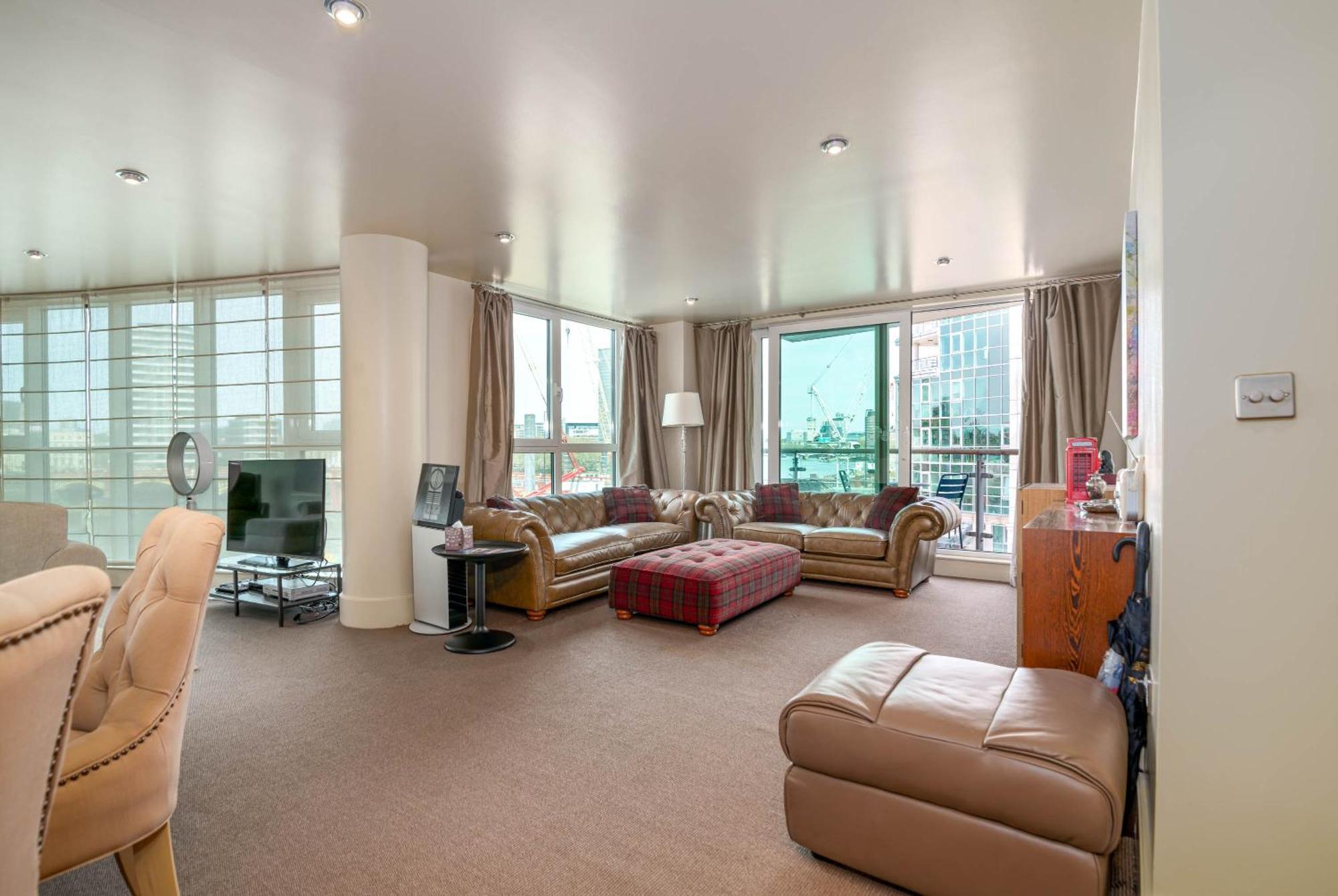 לונדון Fabulous 3 Bed Apartment In Vauxhall מראה חיצוני תמונה