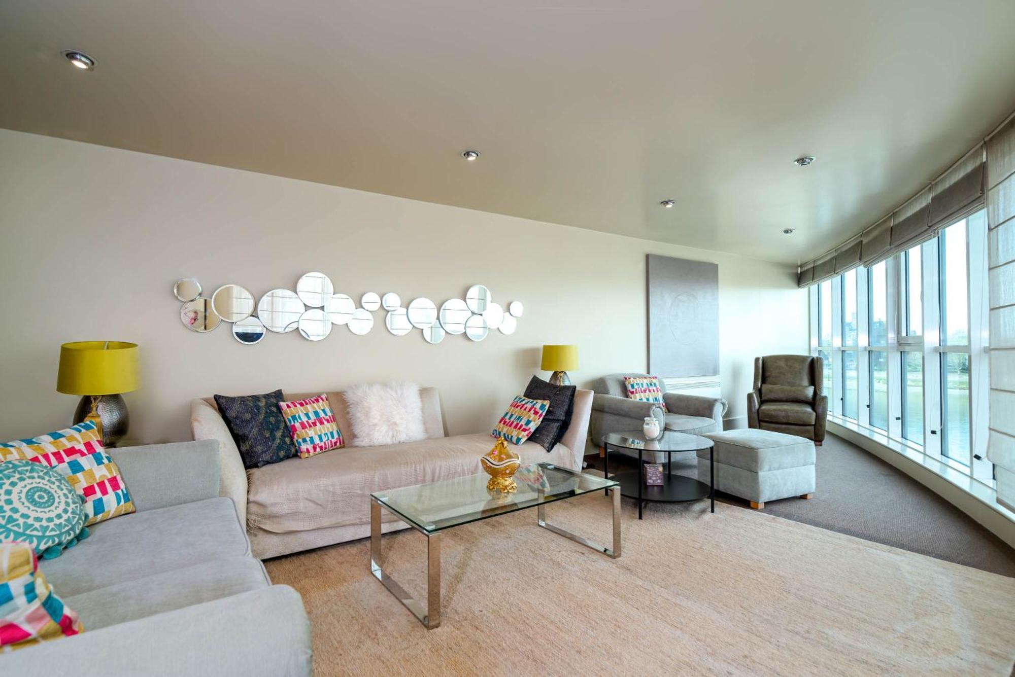 לונדון Fabulous 3 Bed Apartment In Vauxhall מראה חיצוני תמונה