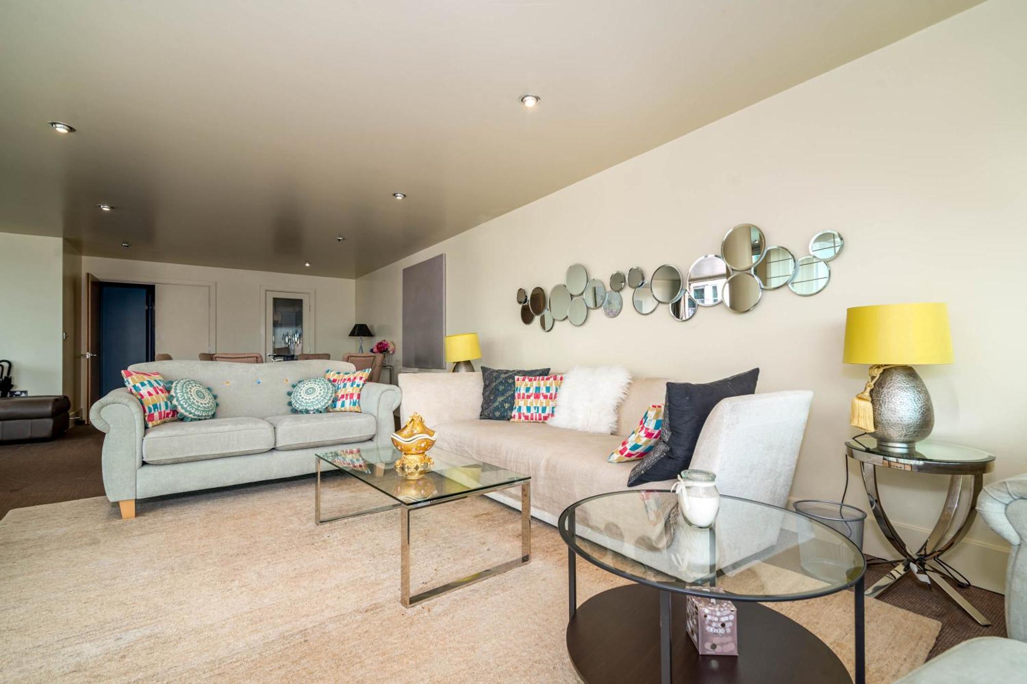 לונדון Fabulous 3 Bed Apartment In Vauxhall מראה חיצוני תמונה