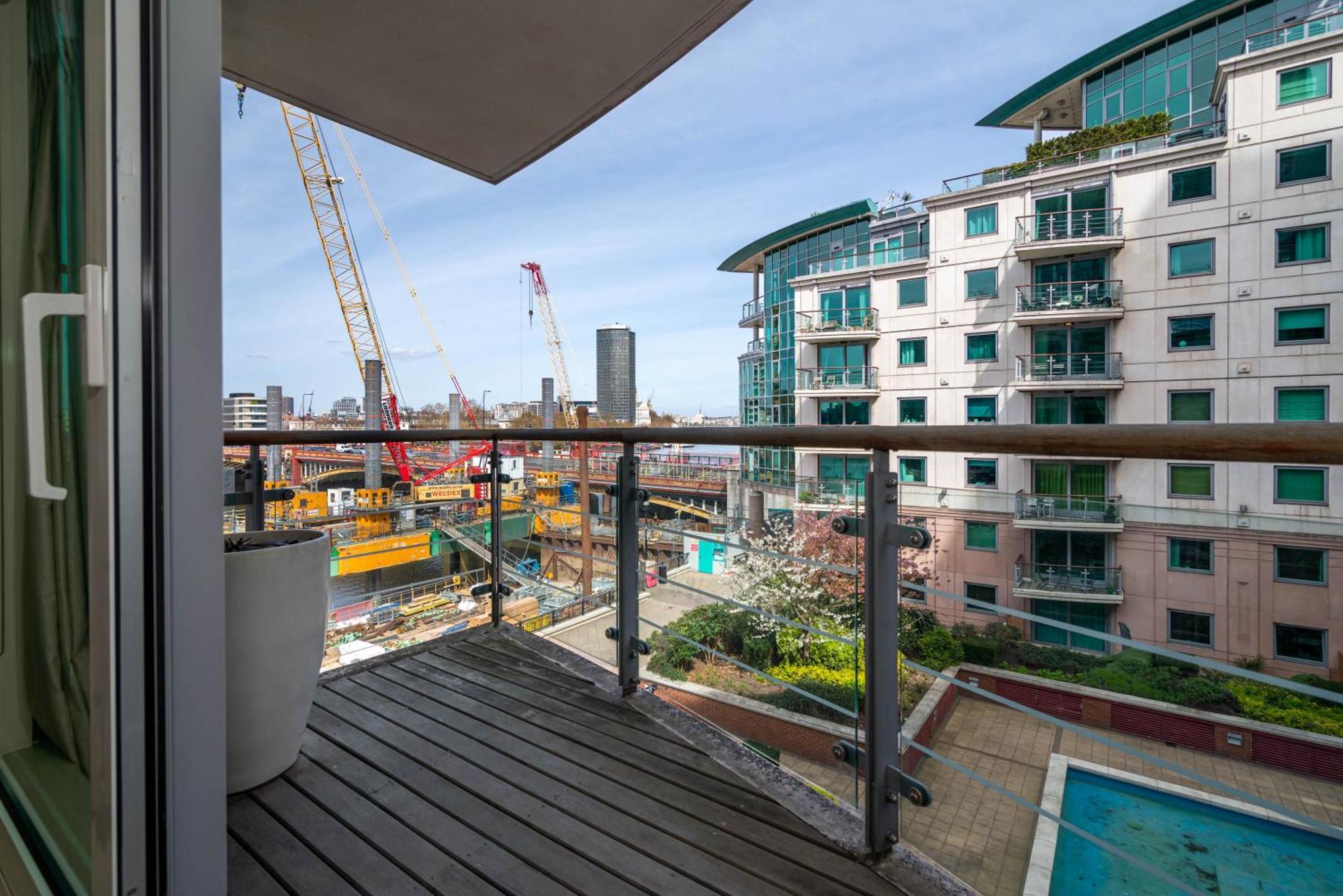 לונדון Fabulous 3 Bed Apartment In Vauxhall מראה חיצוני תמונה